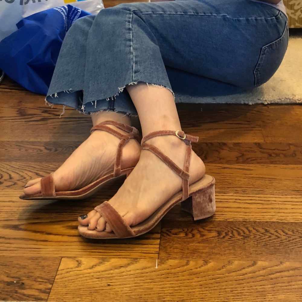 H&M Velvet Dusty Pink Strappy Kitten heel